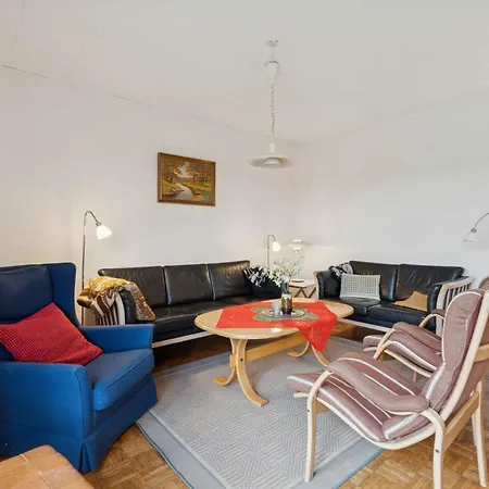 On Large Grounds With Beautiful View * Nordenbro Vesteregn