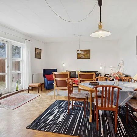 On Large Grounds With Beautiful View Willa Nordenbro Vesteregn