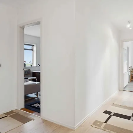 Willa On Large Grounds With Beautiful View *