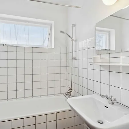 On Large Grounds With Beautiful View Nordenbro Vesteregn