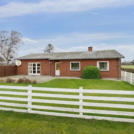 Villa On Large Grounds With Beautiful View Humble