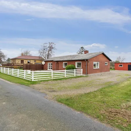 On Large Grounds With Beautiful View *