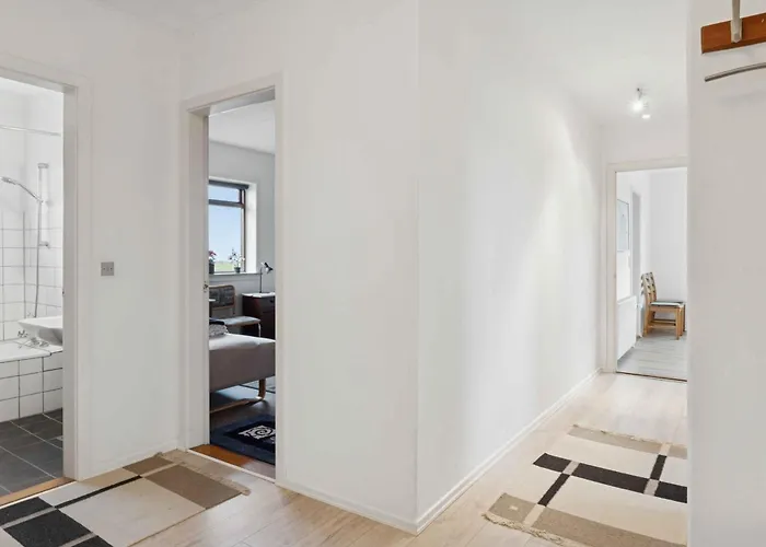 Willa On Large Grounds With Beautiful View *