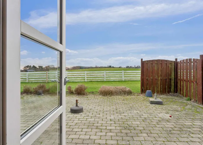 On Large Grounds With Beautiful View Willa Nordenbro Vesteregn